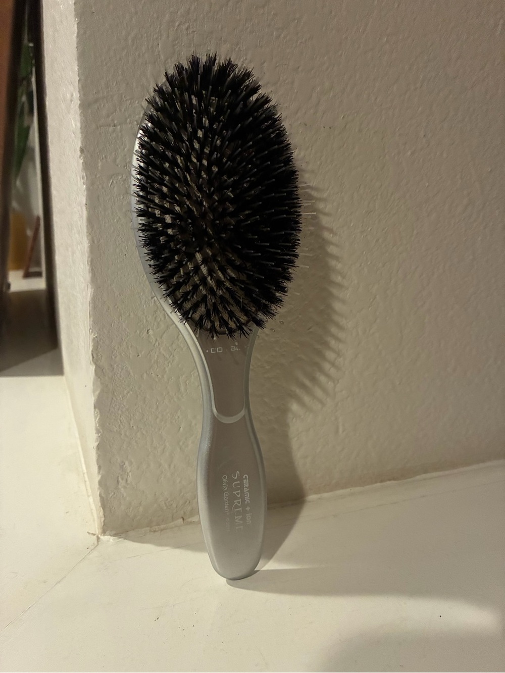 Olivia Garden Ceramic + Ion Supreme Hairbrush
